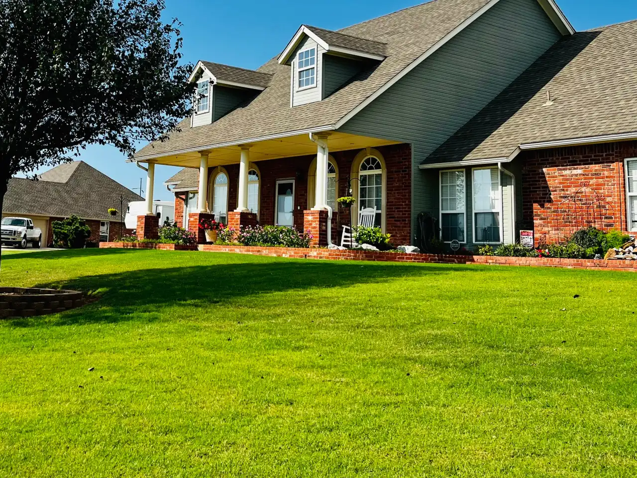 Green lawn in Oklahoma City metro